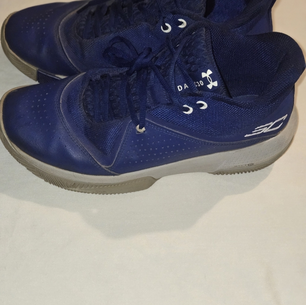 Size 10 - Under Armour SC 3Zero 4 Royal Blue